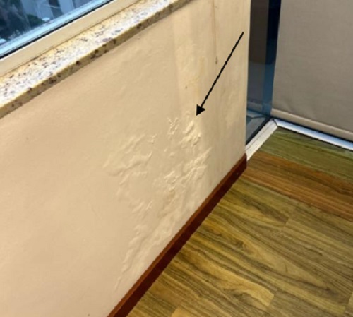 Avaliação técnica de infiltrações em apartamento no bairro Campeche, em Florianópolis, com análise das causas da umidade e recomendações de correção.